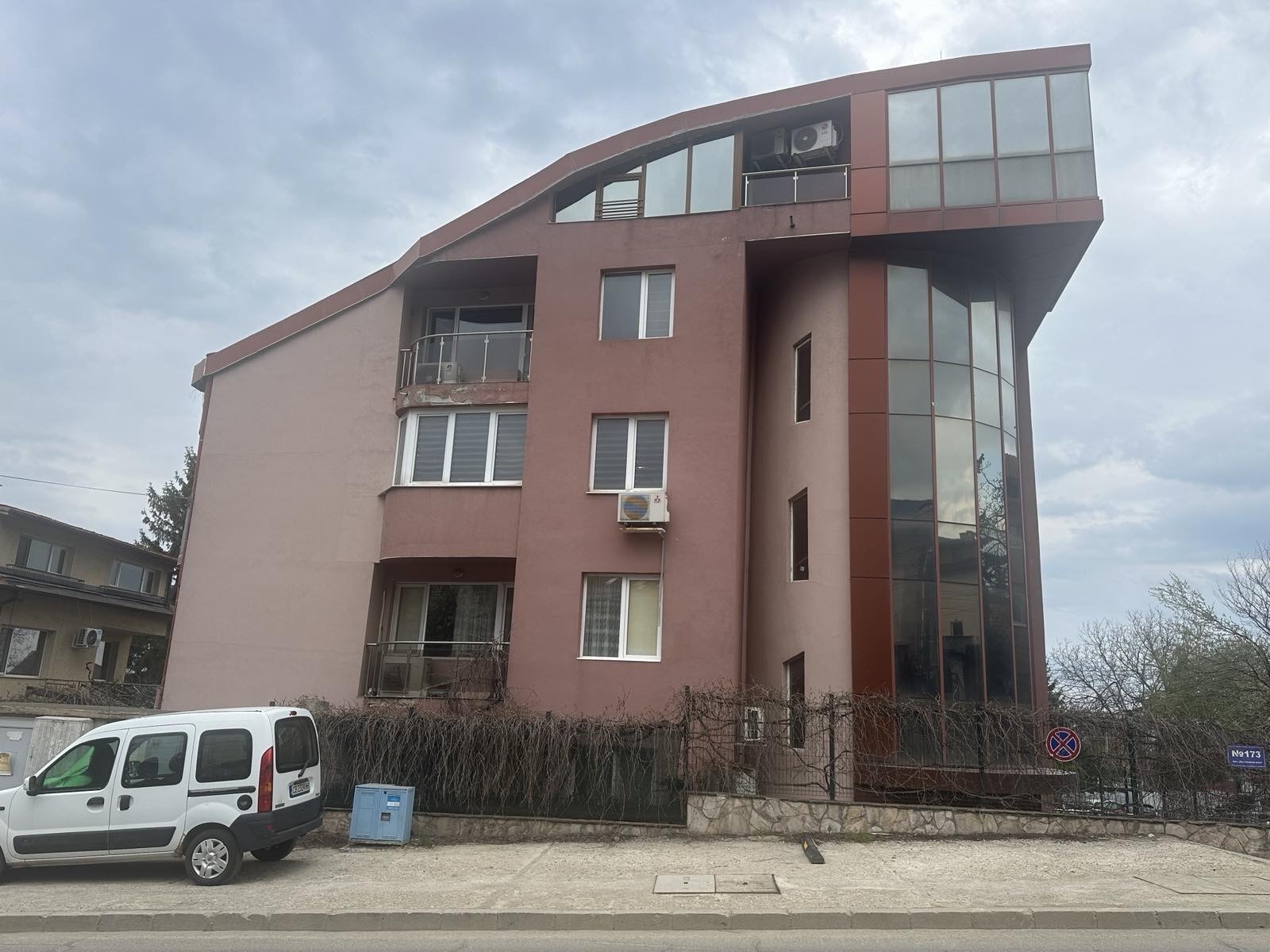 Дава под наем 2-СТАЕН, гр. София, Витоша