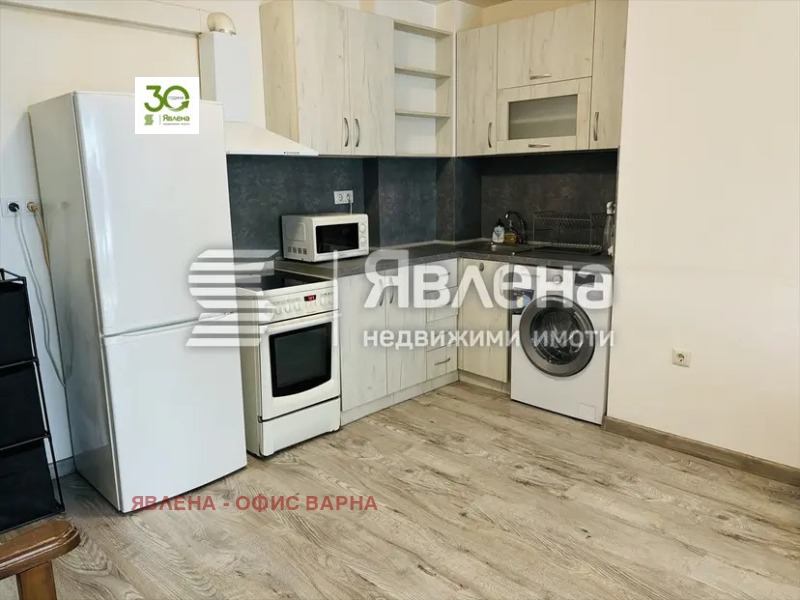 Te huur  2 slaapkamers Varna , Christo Botev , 80 m² | 17439981