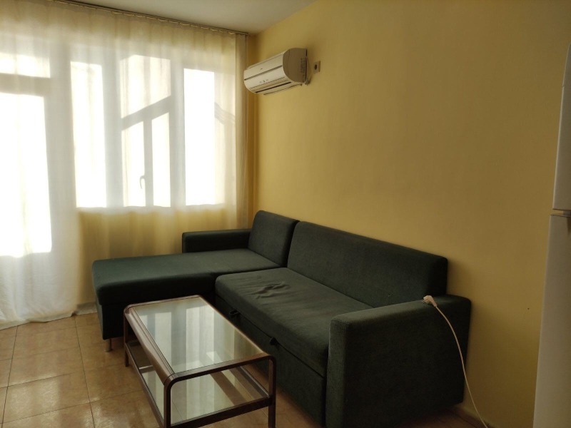 Te huur  1 slaapkamer Plovdiv , Christo Smirnenski , 70 m² | 21666814