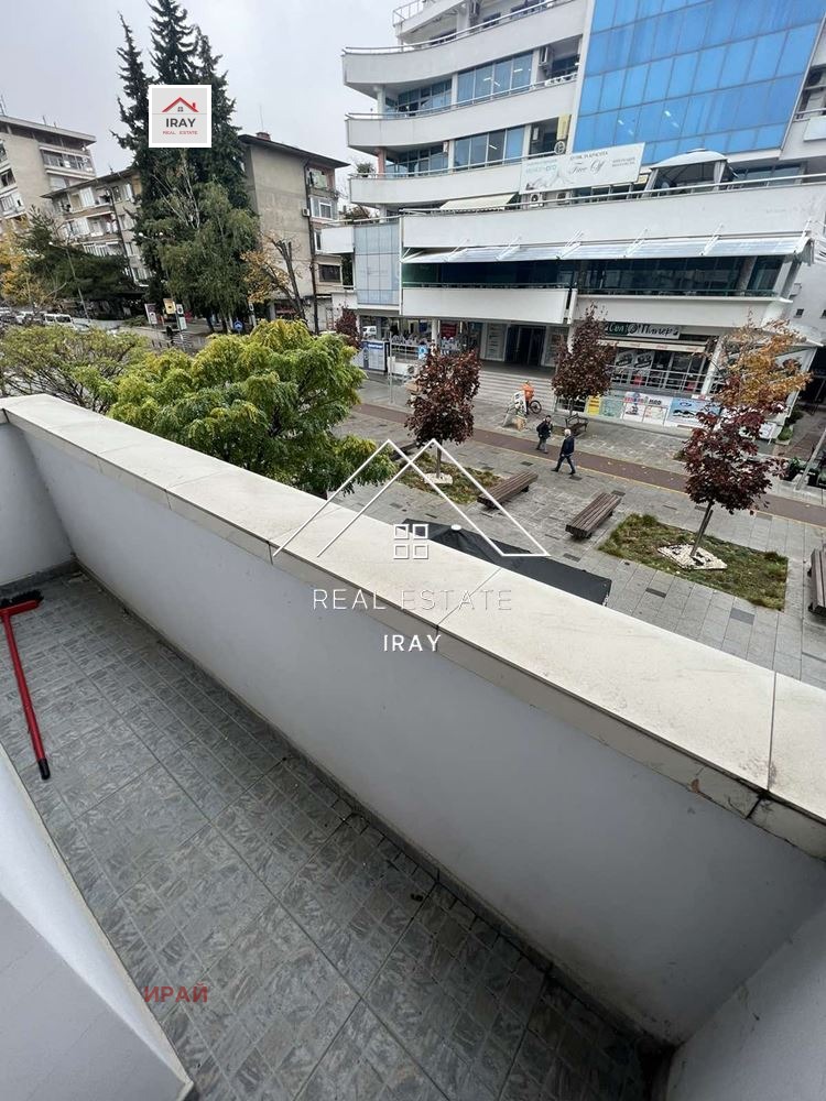 Дава под наем МНОГОСТАЕН, гр. Стара Загора, Център, снимка 12 - Апартаменти - 52521298