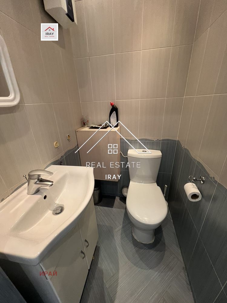 Дава под наем МНОГОСТАЕН, гр. Стара Загора, Център, снимка 13 - Апартаменти - 52521298