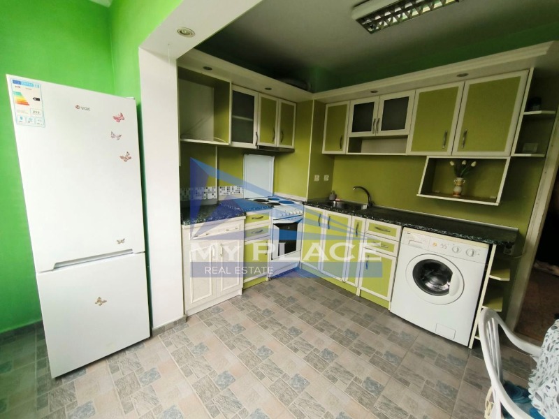 Дава под наем  2-стаен град Шумен , Добруджански , 62 кв.м | 74060182