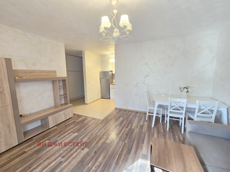A louer  2 chambres Sofia , Vitocha , 105 m² | 80932953