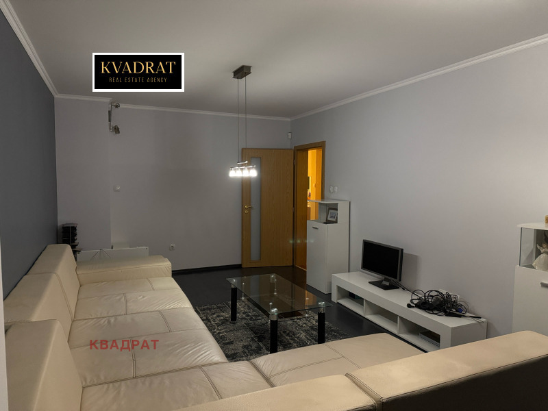 Дава под наем 3-СТАЕН, гр. София, Малинова долина, снимка 2 - Апартаменти - 52867782