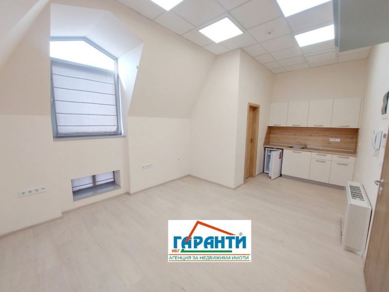 K pronájmu  Kancelář Plovdiv , Centar , 36 m2 | 79339635
