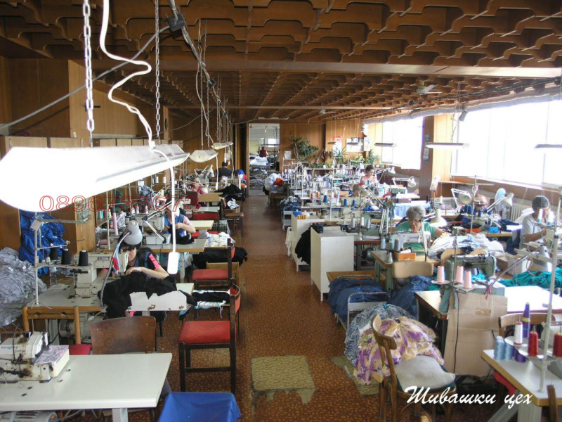 Дава под наем ПРОМ. ПОМЕЩЕНИЕ, гр. Габрово, Център