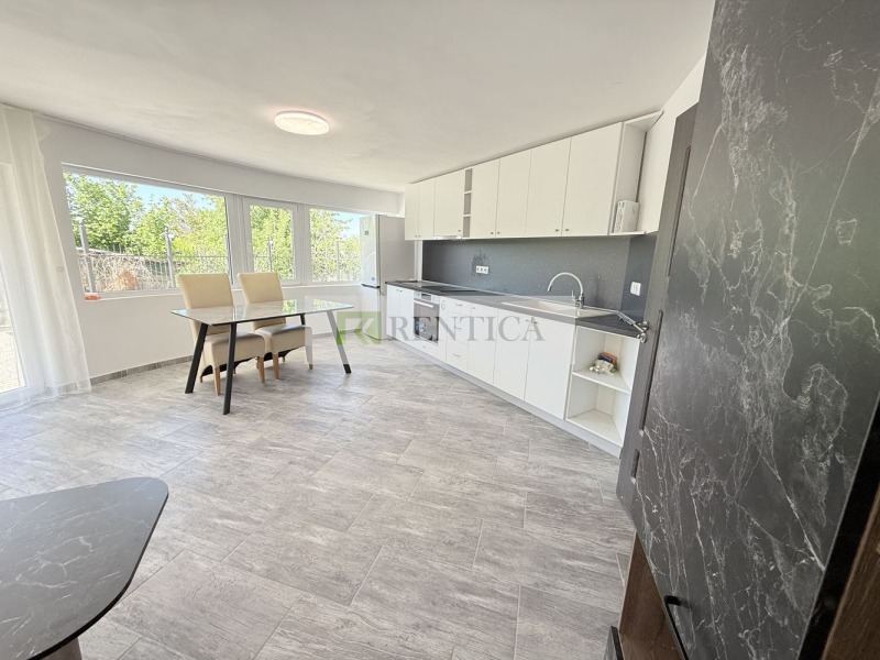 Zu vermieten  2 Schlafzimmer Warna , Lewski 2 , 120 qm | 98022826 - Bild [8]