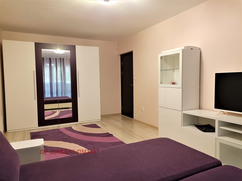 Vuokrattavana  2 makuuhuonetta Sofia , Mladost 1A , 74 neliömetriä | 52916499 - kuva [2]