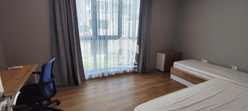 Дава под наем 3-СТАЕН, гр. Варна, Център, снимка 6 - Апартаменти - 55903024