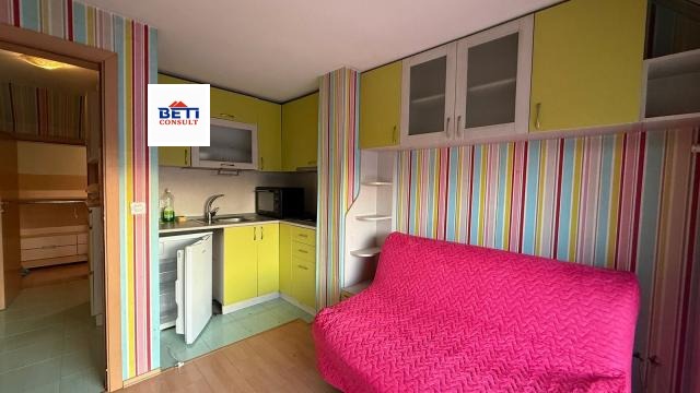 Дава под наем 1-СТАЕН, гр. София, Център