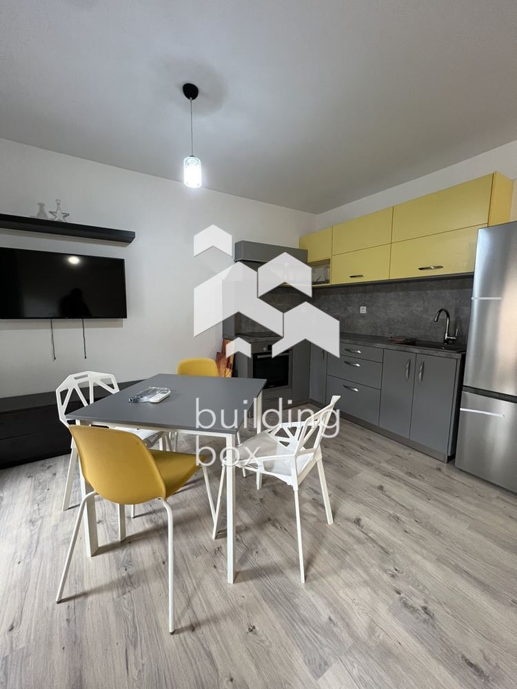 Дава под наем 4-СТАЕН, гр. Пловдив, Младежки Хълм, снимка 2 - Апартаменти - 53282150