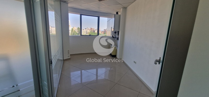 Дава под Наем ОФИС в град София, Гоце Делчев - 115 кв.м / 920 € » 1 799.36 лв., ГЛОБЪЛ СЪРВИСИЗ ООД