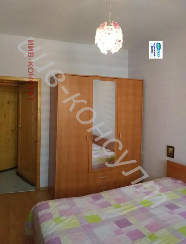 Издаје се  1 спаваћа соба Велико Тарново , Центар , 70 м2 | 65722307 - слика [6]