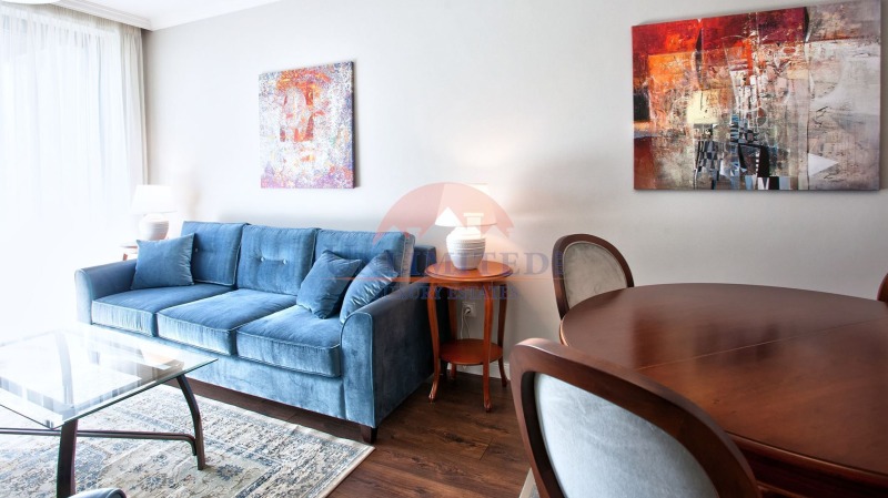 Vuokrattavana  2 makuuhuonetta Sofia , Izgrev , 100 neliömetriä | 50363819 - kuva [2]