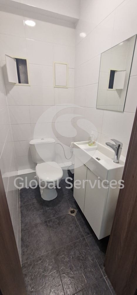 Дава под наем ОФИС, гр. София, Гоце Делчев, снимка 4 - Офиси - 53256533