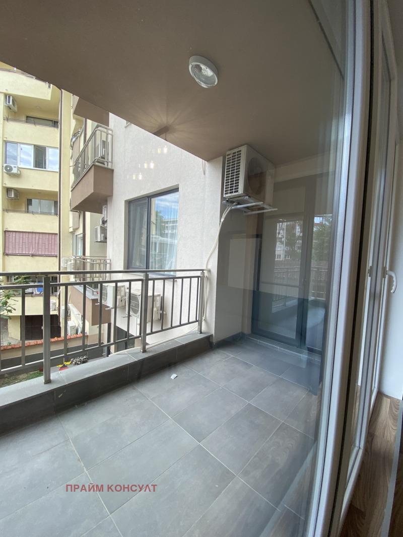 K pronájmu  1 ložnice Plovdiv , Mladežki Chalm , 70 m2 | 72849651 - obraz [5]