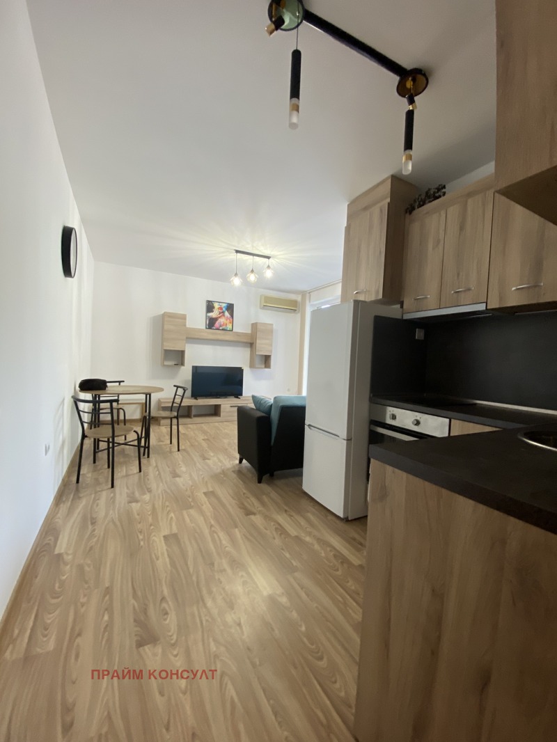 K pronájmu  1 ložnice Plovdiv , Mladežki Chalm , 70 m2 | 72849651 - obraz [3]