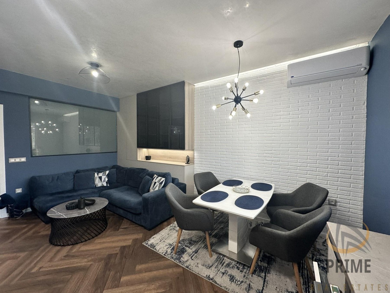 Дава под наем 3-СТАЕН, гр. Бургас, Център, снимка 2 - Апартаменти - 54249739