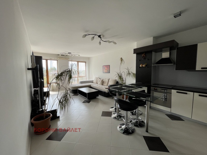 Под наем 3-СТАЕН, град Пловдив, Христо Смирненски • 695 € • 96189533 — Holmes.bg