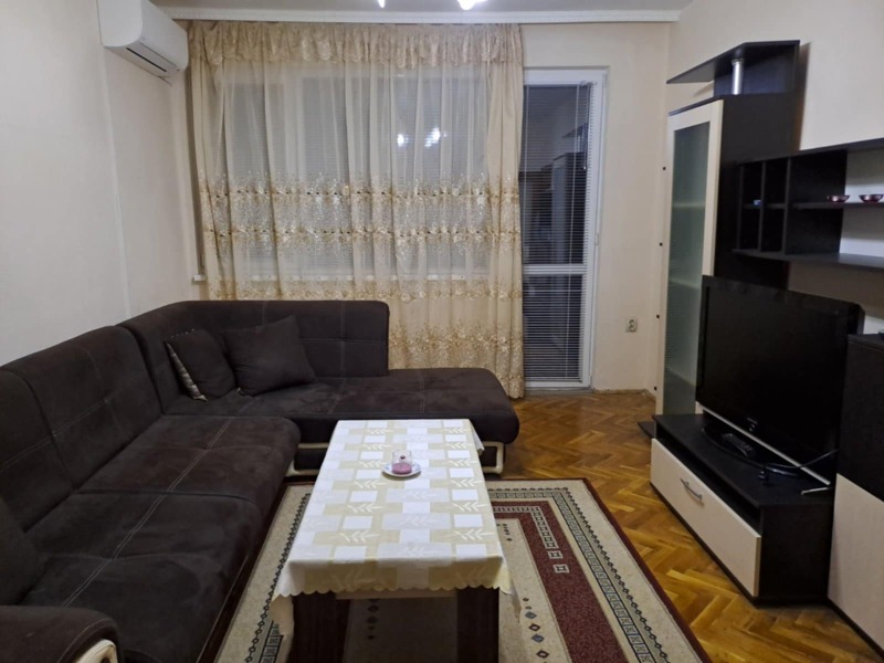 Da affittare  3 camere da letto Stara Zagora , Tsentar , 90 mq | 94923915 - Immagine [2]