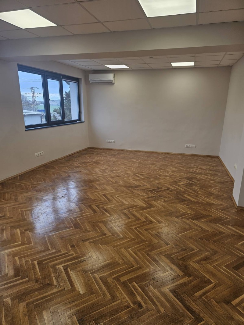 Дава под наем ОФИС, гр. Варна, Младост 1, снимка 2 - Офиси - 53454335