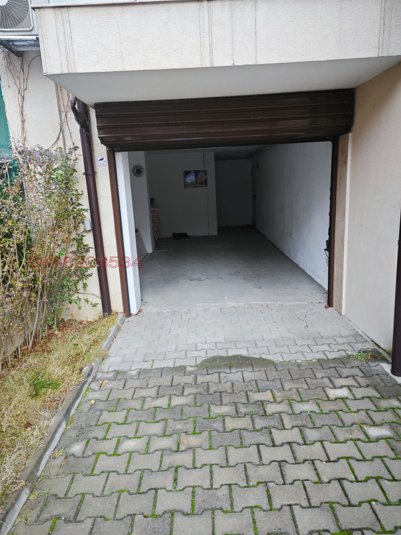 Дава под наем ГАРАЖ, ПАРКОМЯСТО, гр. София, Манастирски ливади, снимка 2 - Гаражи и паркоместа - 53044042