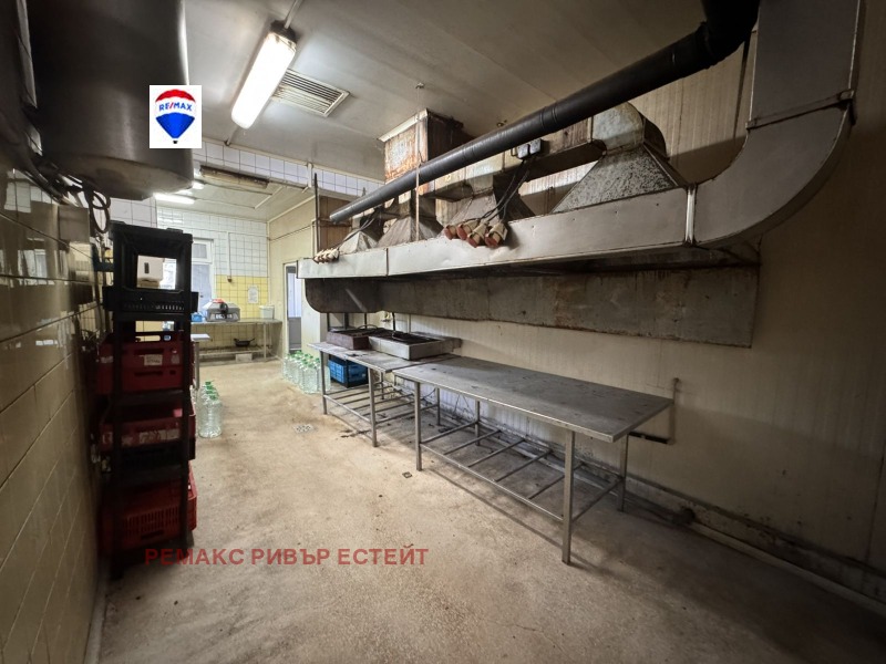 De inchiriat  Cladire industriala Ruse , Promișlena zona - Zapad , 970 mp | 49638005 - imagine [8]
