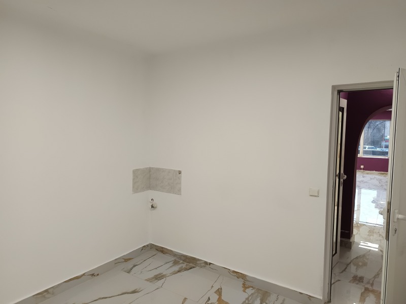 Дава под наем МАГАЗИН, гр. София, Медицинска академия, снимка 6 - Магазини - 53255702