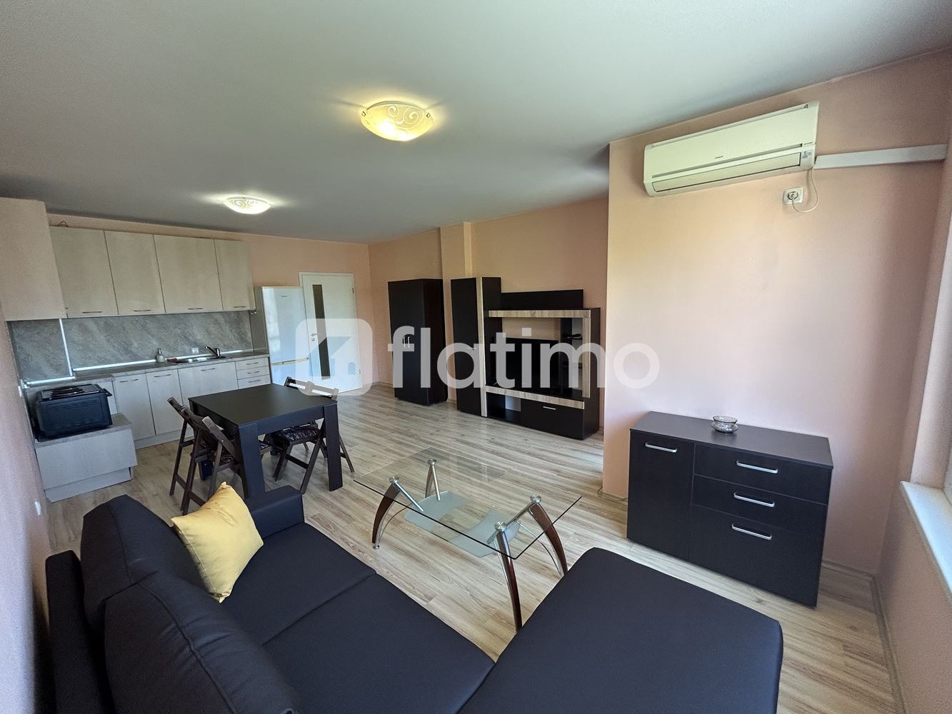 Дава под наем 2-СТАЕН, гр. София, Център