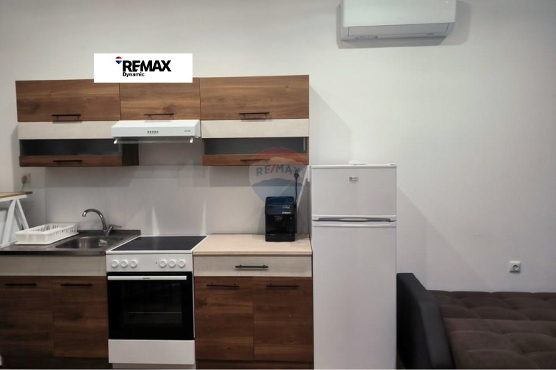 Дава под наем 1-СТАЕН, гр. Бургас, Възраждане, снимка 4 - Апартаменти - 53085556