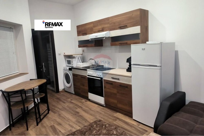 Дава под наем 1-СТАЕН, гр. Бургас, Възраждане, снимка 3 - Апартаменти - 53085556