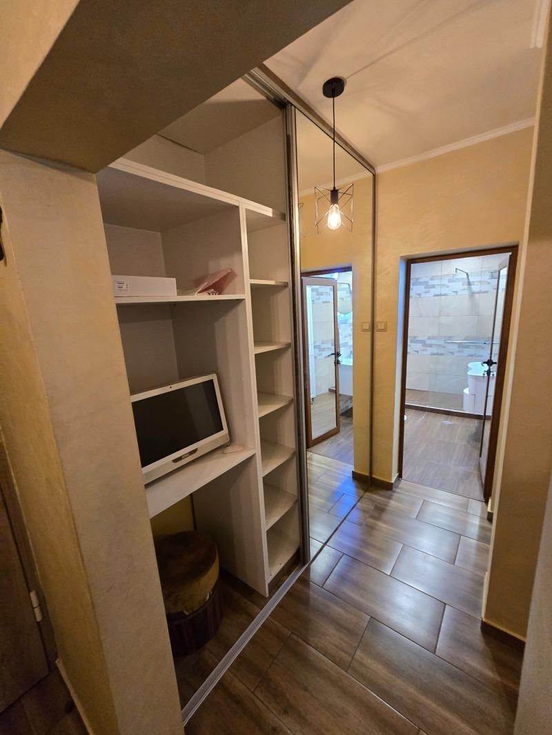 Дава под наем  2-стаен град София , Изгрев , 85 кв.м | 81850654 - изображение [5]