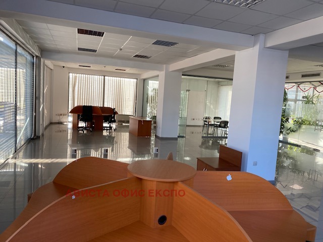 Te huur  Kantoor Sofia , Chadzji Dimitar , 180 m² | 70875856 - afbeelding [5]