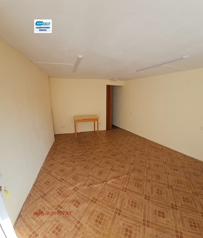 K pronájmu  Prodejna Veliko Tarnovo , Centar , 28 m2 | 64129420 - obraz [3]