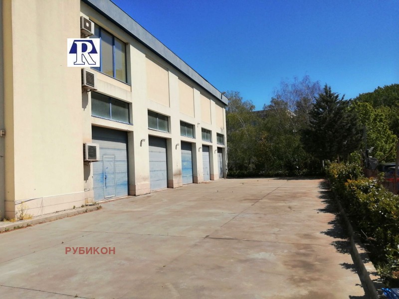 Do wynajęcia  Budynek przemysłowy Plowdiw , Industrialna zona - Sewer , 2000 mkw | 71331767