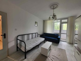 1 dormitorio Poligona, Sofia