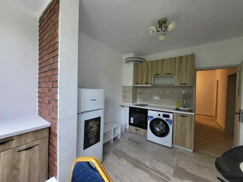 Zu vermieten  1 Schlafzimmer Sofia , Poligona , 75 qm | 18097801 - Bild [9]
