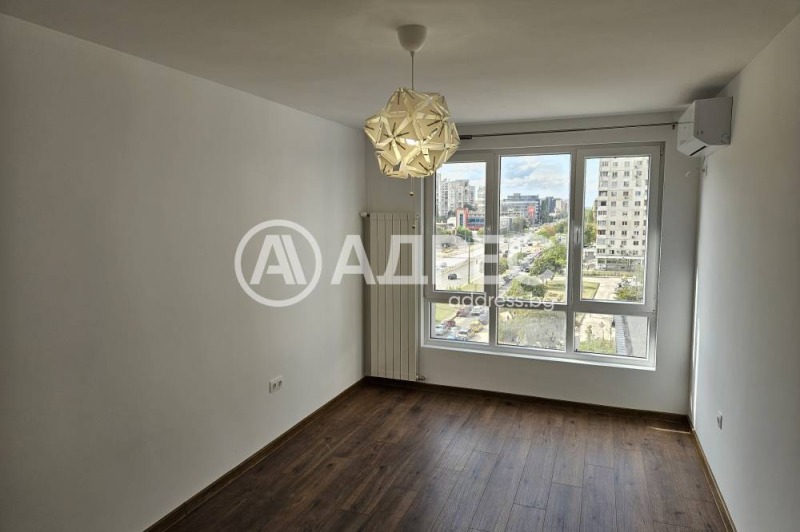 Para alugar  1 quarto Sofia , Liulin 10 , 67 m² | 95150472