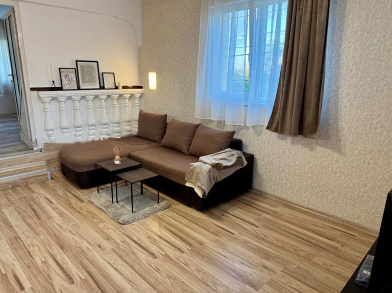 Do wynajęcia  Piętro domu Sofia , Dimitar Milenkow , 70 mkw | 84062531