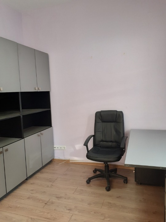 Дава под наем  Офис град София , Център , 16 кв.м | 22456095