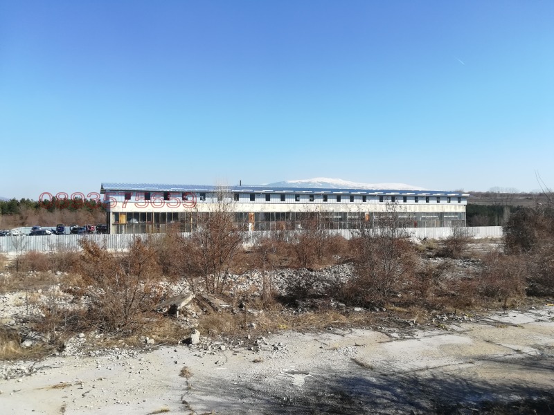 For Rent  Industrial building Pernik , Kalkas , 5750 sq.m | 67090358 - image [3]