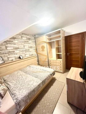 1 chambre Operata, Varna 6