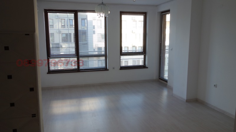 Дава под наем 2-СТАЕН, гр. Кърджали, Център