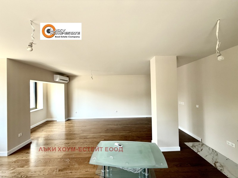 Zu vermieten  2 Schlafzimmer Sofia , Witoscha , 112 qm | 34018861 - Bild [4]