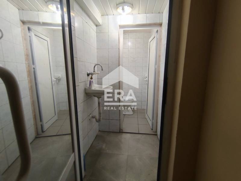 Дава под наем  Офис област Хасково , гр. Димитровград , 400 кв.м | 30647089 - изображение [2]