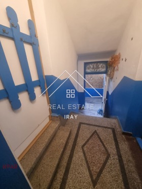 Hus Gulv Kazanski, Stara Zagora 8