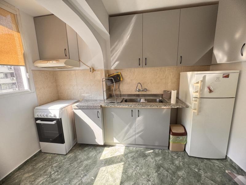 Дава под наем  3-стаен град Бургас , Славейков , 75 кв.м | 99691681 - изображение [2]