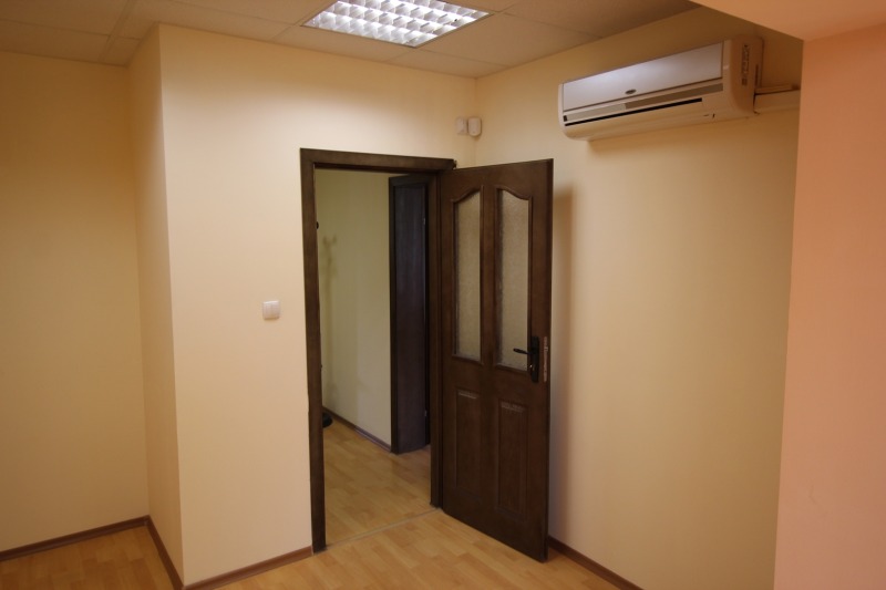 K pronájmu  Kancelář Burgas , Centar , 65 m2 | 54429797 - obraz [9]