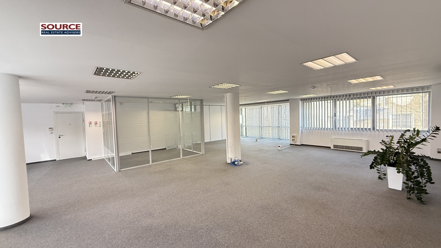 Дава под наем ОФИС, гр. София, Център, снимка 2 - Офиси - 53560272