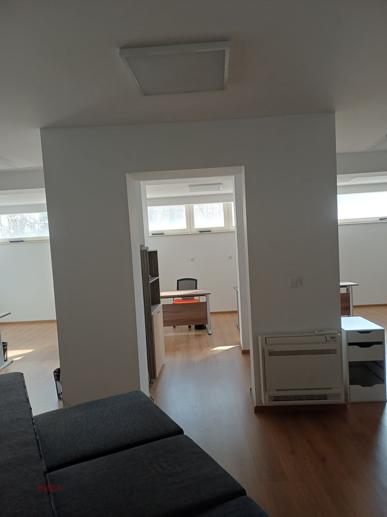 Дава под наем ОФИС, гр. Пловдив, Център, снимка 6 - Офиси - 54106392